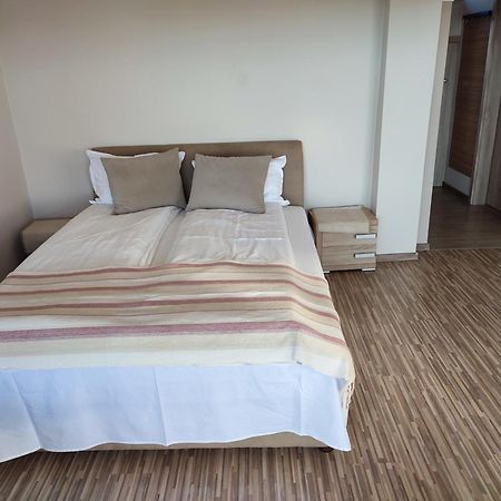 באלאטונפורד Lux Apartman מראה חיצוני תמונה