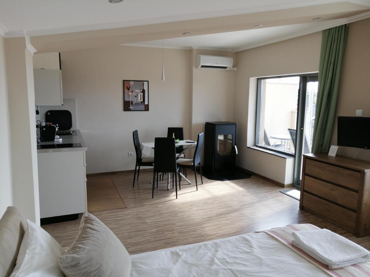 באלאטונפורד Lux Apartman מראה חיצוני תמונה