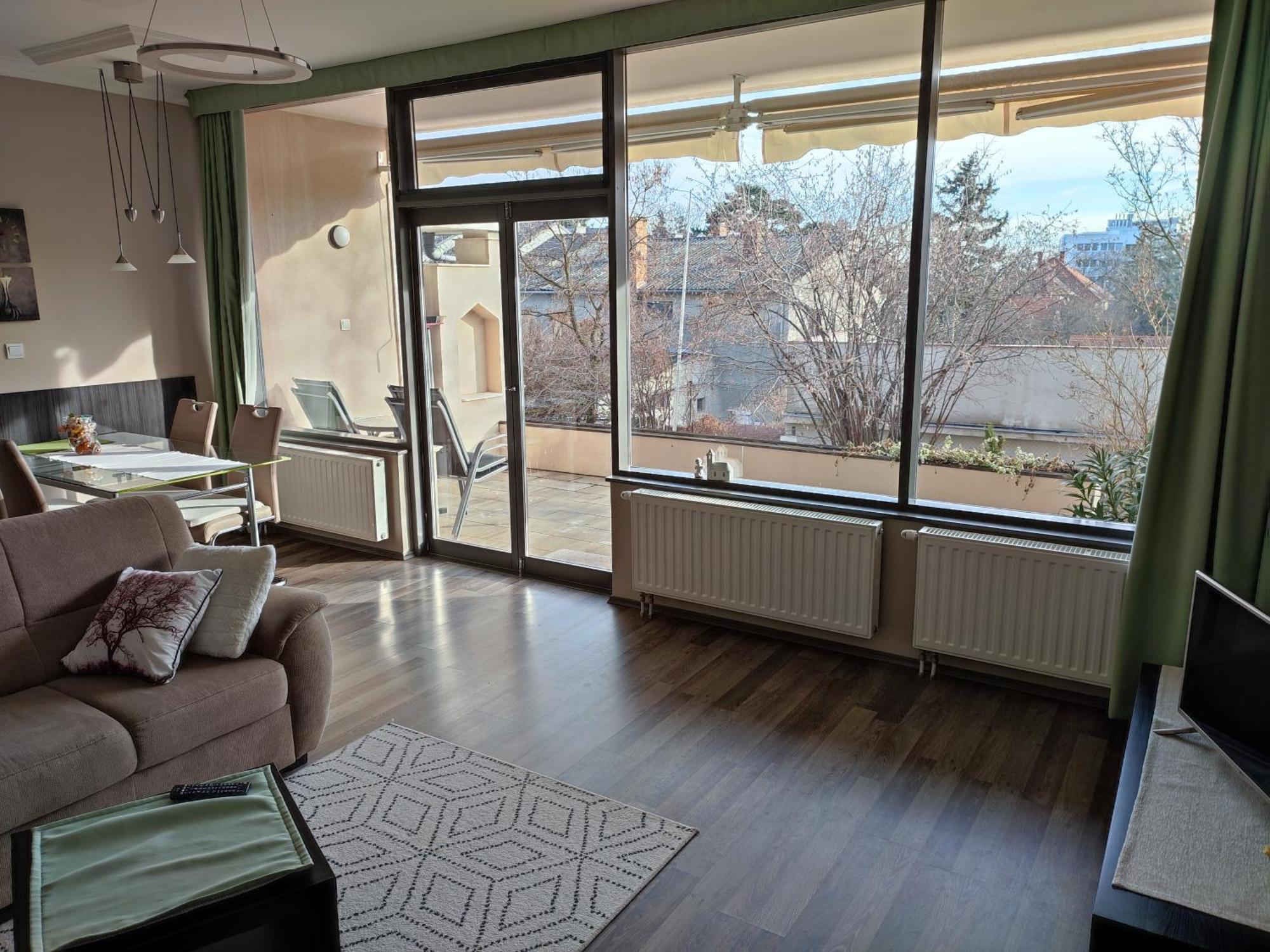 באלאטונפורד Lux Apartman מראה חיצוני תמונה